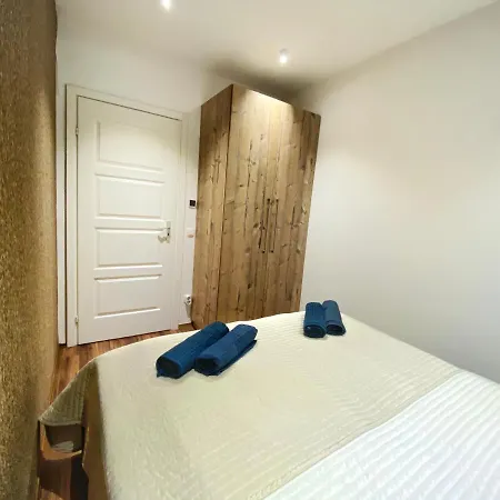 Duplex Brownie * Budapest